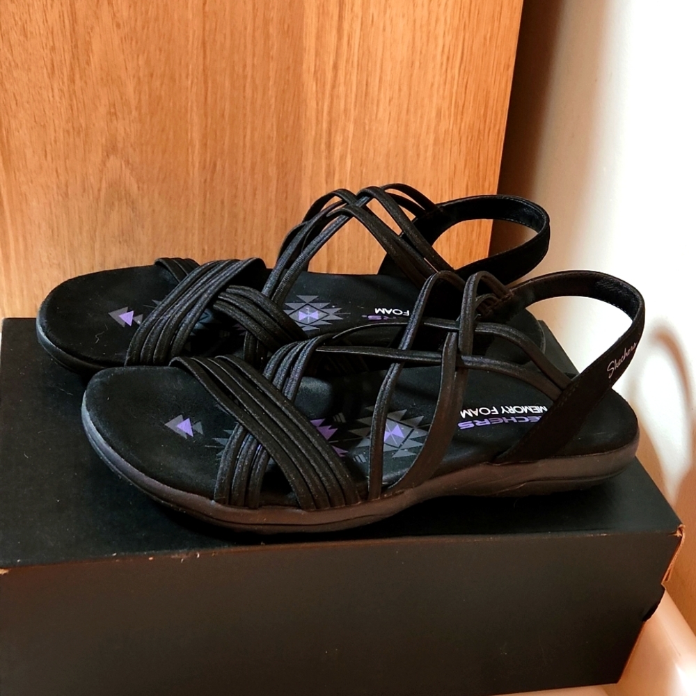 Skechers Womens Sandals
